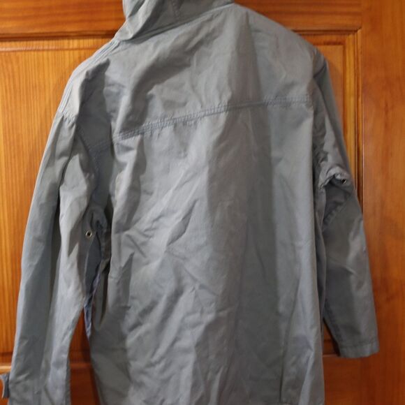 Vintage DKNY Classic Gray Utility Light Jacket Windbreaker Jacket Small - Picture 10 of 16